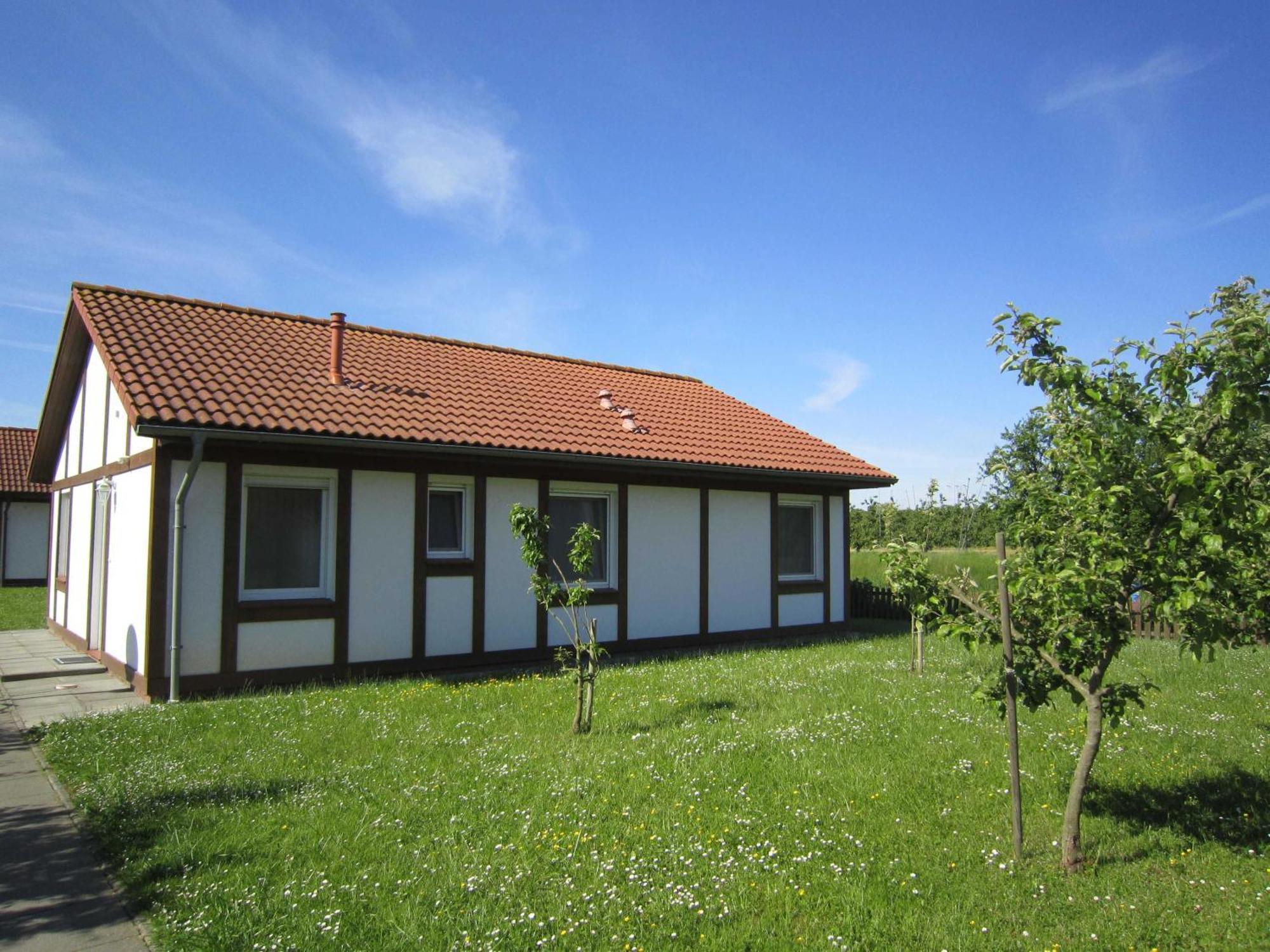 Ferienhaus Kogge Im Feriendorf Alt Bachenbrock Exterior photo